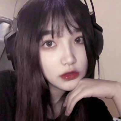 16张高清新潮玩网闺蜜女头 快和姐妹安排上