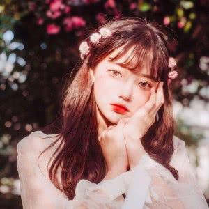 带着初恋感的女生头像，单张分享