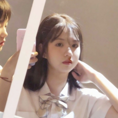 34张高清好看的闺蜜网图头像合集 直接就能用的女生头像素材