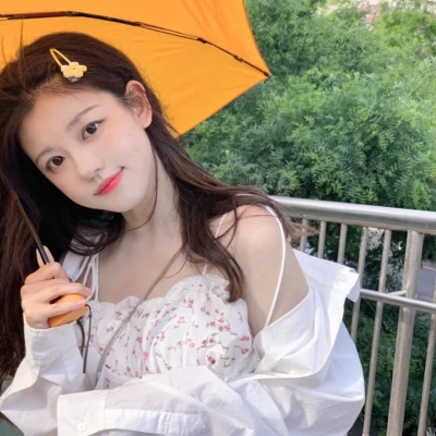 超火的超清女生头像合集（共13张）