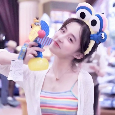 微信三人闺蜜头像一人一张 18组女生头像合集