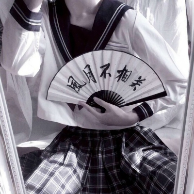 24张无水印干净女生头像 适合玩网用的高清原图