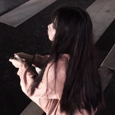 真人个性女生头像合集！14张彰显多元风格的自信女孩头像
