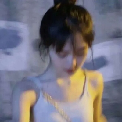 7张温柔感拉满的优质女生头像