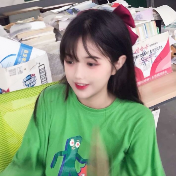 25张超清好看的真人女生头像合集来啦