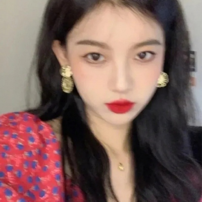 18张超酷真人女生微信头像合集 直接用不踩雷