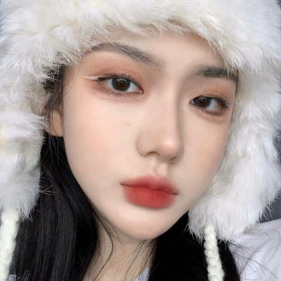 14张质感拉满的高清真人女生头像 快来收藏