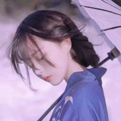 30张高清有气质的成熟知性女生微信头像