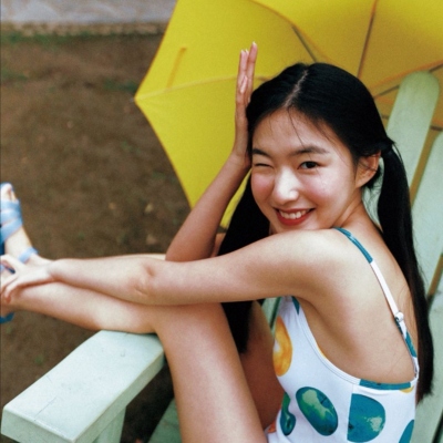 20张自带年代感的小众复古女生头像