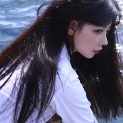 17张氛围感拉满的真人女生侧脸伤感头像