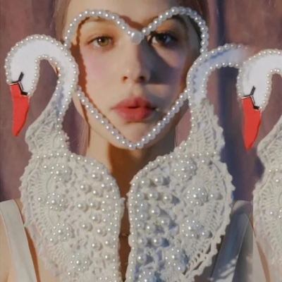 13张自带高级感的女生微信头像，直接存