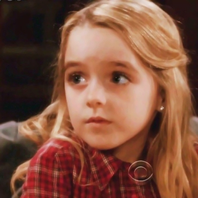 14张搞怪可爱高清欧美女生头像 直接存就能用