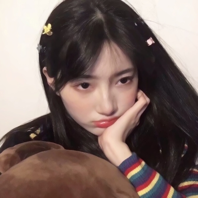 22张高清好看的女生素颜微信真人头像