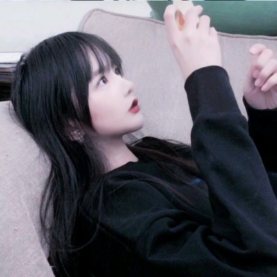 28张高清有个性的女生真人头像合集