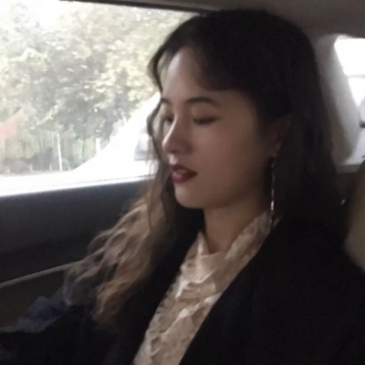 36张高清伤感漂亮女生头像 失恋氛围感拉满