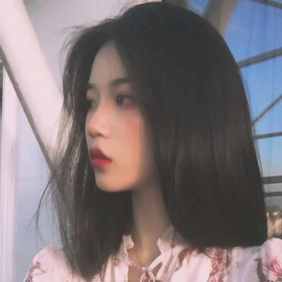 32张高清原宿风ins女生头像 个性氛围感拉满
