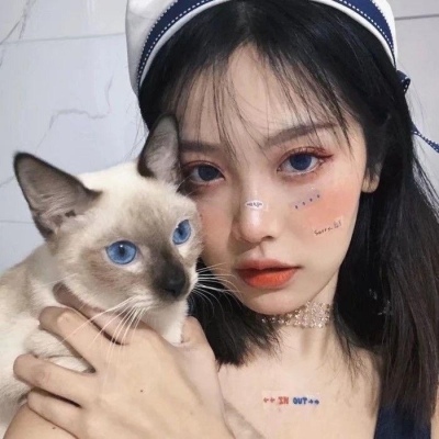 9张温柔感拉满的女生真人头像合集