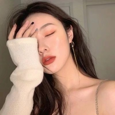 适合网恋的有气质真人女生头像合集（18张）