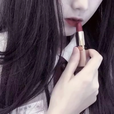 14张真人可爱萝莉女生玩网头像合集