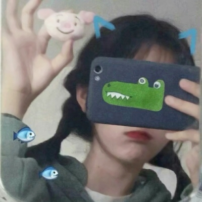 超火的带贴纸可爱女生头像合集 17张高清无水印