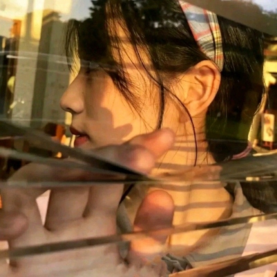 19张真人女生好看头像合集｜小脸头像网更新