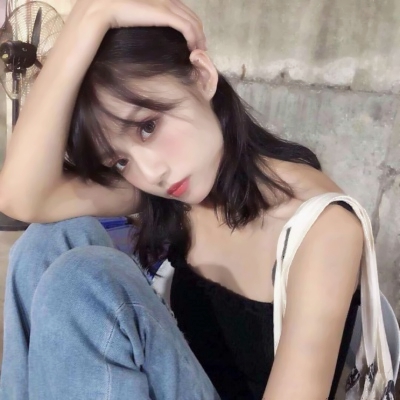 28张高清御姐范霸气女生微信头像合集