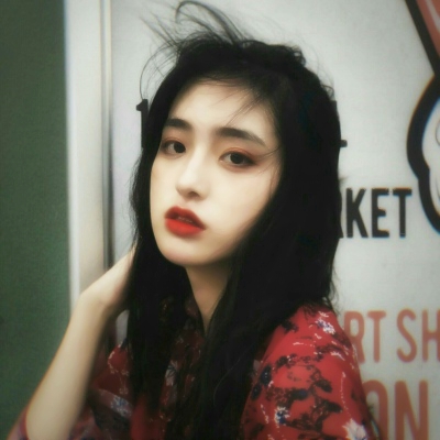 30张高清真实女生生活照 适合当微信头像的漂亮图片合集