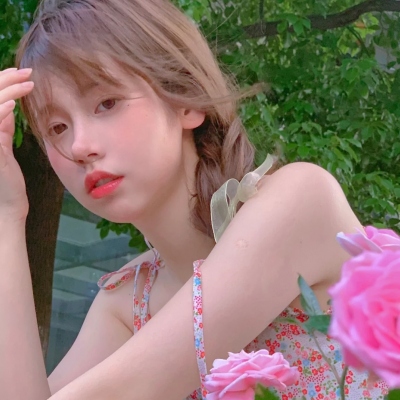 清新自然干净款女生微信头像上新啦，共20张