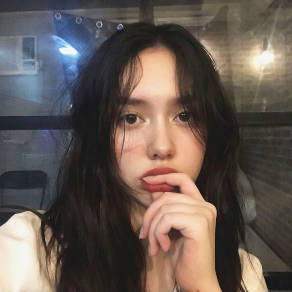 36张高清气质款欧美女生微信头像 好看又有格调