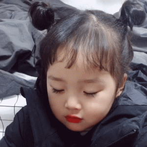 别人家的女儿太可爱？这套表情包帮你精准吐槽