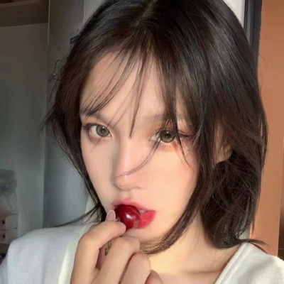 20张超甜撩人的女生头像合集