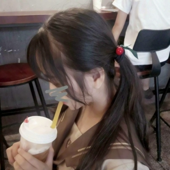 18张高清学院风QQ女生头像 青春感拉满