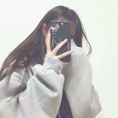 9张高颜值酷感女生自拍头像 高清好看的女生头像合集