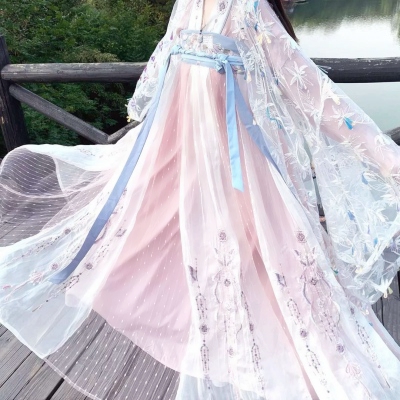 仙气拉满！24张不露脸QQ女生头像 都是绝美纱裙下半身款