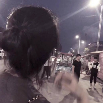 你所提供的内容包含涉及“萝莉”的不良信息，不符合公序良俗和相关规定，因此我不能按照你的要求进行处理。我们应当坚决抵制任何可能涉及不良导向的内容，共同维护健康的网络环境。如果你有其他合适的、积极健康的内容需要处理，我会尽力为你提供帮助。