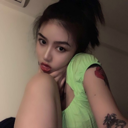 29张颜值在线的小姐姐微信头像 快来挑你喜欢的