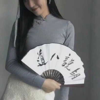 飒爽又带感！17张拿扇子的霸气女生头像合集