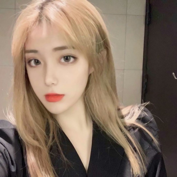 30张高清霸气御姐女生头像 自带女王气质的头像合集