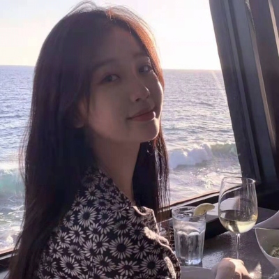8张干净清爽的海边女生头像，颜值拉满超适合当头像
