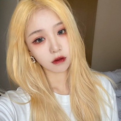 19张高级感女生头像合集 氛围感拉满