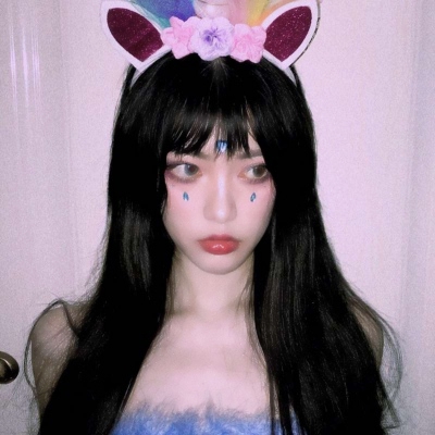 34张高清原宿ins风QQ女生头像 氛围感拉满