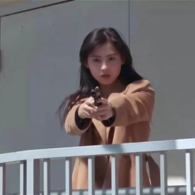 10张高清怀旧复古港风女明星头像 氛围感拉满