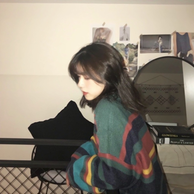 这里是来自小脸头像网的15张精选优质女生高清个性头像合集