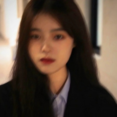 超火的QQ女生高清头像合集（10张）