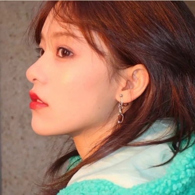 19张治愈感拉满的女生清新真人头像，每一张都让人看了舒服