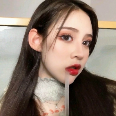 微博女生真人头像合集，28张高清好看的真实女头分享