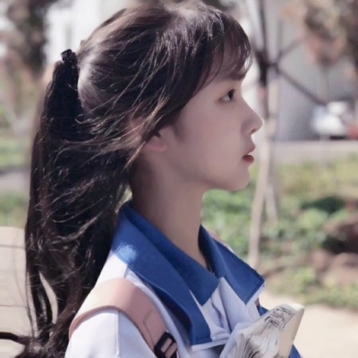 22张高清好看的女生素颜微信真人头像