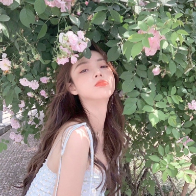 11张温柔干净的ins风小清新女生头像合集