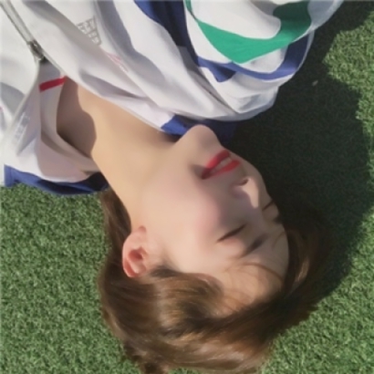 18张高清甜美可爱女生网图头像 直接保存就能用