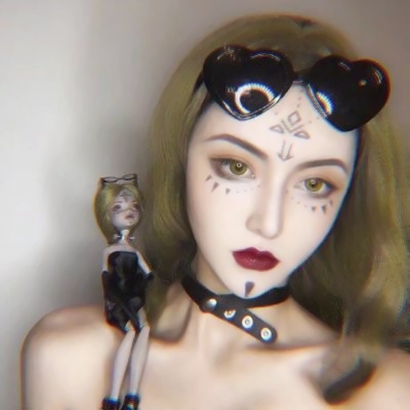 12张高清恶魔妆拽姐头像 超酷女生头像合集